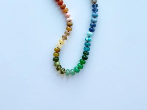 Collier élégant et tendance en acrylique turquoise fait à la main avec des perles en acier inoxydable, bijoux d'inspiration géométrique, cadeau parfait pour les femmes - Product Image 2