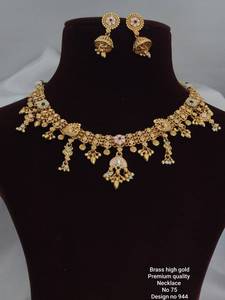 Vente en gros Collier de qualité supérieure en or 1 catalogue complet disponible au tarif de gros - Product Image 2