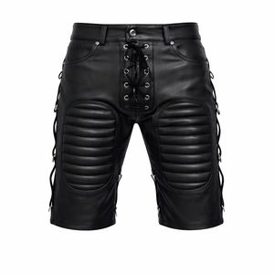 กางเกงขาสั้นหนังแท้ผู้ชายแบบผูกเชือก ดีไซน์ลายควิลท์ - Product Image 1