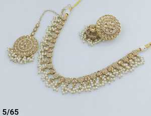 Flor de lujo chapado en oro tradicional Motipearl Kundan tachonado gargantilla collar Jumkha pendiente Mangtika conjunto y conjunto de joyería para mujer - Product Image 5