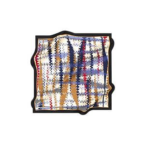 Pañuelo cuadrado de seda Off-White con estampado geométrico - Product Image 1