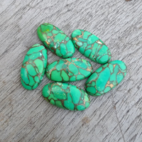Grande pierre précieuse synthétique de laboratoire calibrée, de qualité AAA supérieure, en turquoise verte cuivrée, taille ovale, cabochon à dos plat, toutes tailles