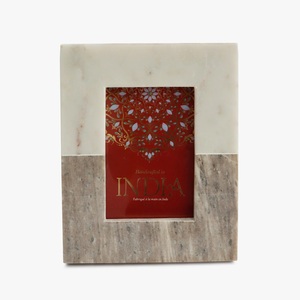 กรอบรูปทำมือจากหินอ่อนเรซิ่น ลายโมเดิร์น สไตล์ยุโรป ดีไซน์โดดเด่น สำหรับตกแต่งบ้านและเป็นของขวัญในวันหยุด - Product Image 4