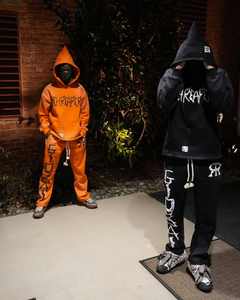 Chándal personalizado con estampado de abullonado Y2K, ropa de calle, dobladillo recortado, sudadera con capucha y pantalones de chándal, conjunto de pantalones de chándal acampanados de hip hop, conjunto de 2 piezas - Product Image 5