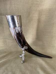 Cuerno vikingo de lujo para beber Artesanía de calidad premium con nuevas características elegantes - Product Image 2