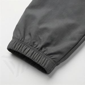 ชุดวอร์มกีฬาไนลอนคุณภาพสูง 2 ชิ้น ชุดแจ็คเก็ตกันลมพิมพ์ลายตามสั่ง กางเกงขายาวทรงตรง สไตล์สตรีท สำหรับผู้ชายและผู้หญิง ออกกำลังกาย - Product Image 6