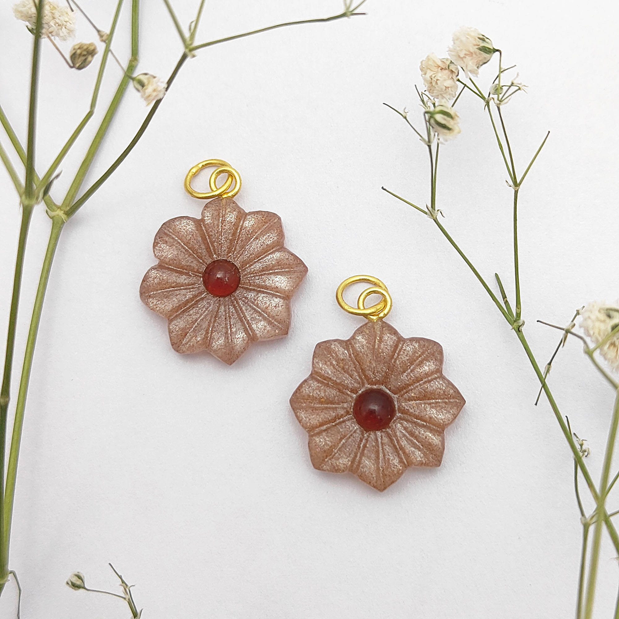 มูนสโตนสีพีช