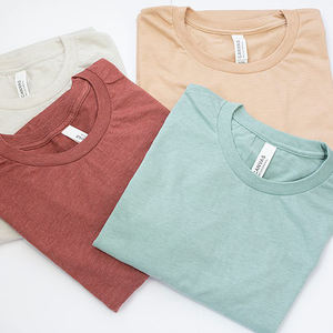 Softstyle Tri-Blend Camiseta de Bella Canvas Diseño personalizado Ropa unisex con bajo MOQ Hecho de algodón/fibra de bambú - Product Image 1