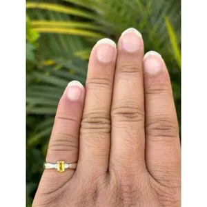 แหวนไพลินสีเหลืองธรรมชาติ เงินแท้ 925 แหวนพลอยทำมือสำหรับผู้หญิง ขายส่งเครื่องประดับ - Product Image 3