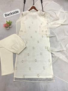Último diseño listo para usar traje de fiesta pesado Secuencia de bordado Faux Georgette Top y pantalón bordado de secuencia con Dupatta - Product Image 5