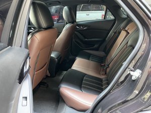 Mazda CX-4 2020 en Venta, Usado, Volante a la Izquierda, Caja de Cambios Automática, Motor Turbo, 5 Asientos de Cuero, Emisión Euro VI - Product Image 6
