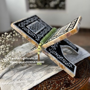 Soporte Corán islámico decorativo artesanal, diseño de resina y madera de lujo para oración y regalos especiales - Product Image 6