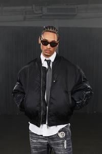 แจ็คเก็ตนักบินชายลายปักกราฟฟิตี MA1 - Product Image 4