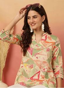 Tunique occidentale en rayonne slub, tenue de bureau élégante - Product Image 3