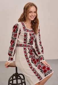 Robe ukrainienne moderne en tricot, tailles XS-4XL, robe en lin d'été, Vyshyvanka, broderie florale, robe élégante de villégiature - Product Image 2