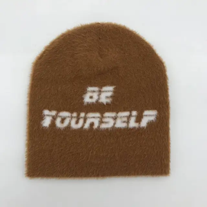 Bonnet d'hiver personnalisable de taille adulte Nouveau design classique tricoté en mohair à la mode en fourrure pour les vêtements décontractés et les voyages - Product Image 3