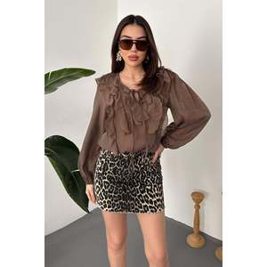 Blusa Marrón con Volantes - Marrón - Product Image 1