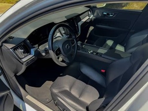 Certificado de Limpieza 2020 Volvo V60 Cross Country T5 AWD - Product Image 2