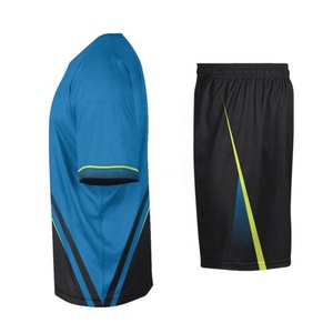 Tenues de sport d'équipe, ensembles de football, maillots de football à séchage rapide, pas chers, fabriqués au Pakistan, uniformes de football pour hommes - Product Image 3