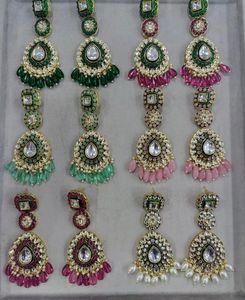 Boucles d'oreilles en forme de goutte en laiton et cuivre pour femmes élégantes et à la mode bijoux de luxe vintage aspect diamant pour les mariages - Product Image 3