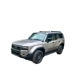 SUV Diésel 2025 4x4, Motor 2.8L, 205HP (151kW), Transmisión Automática, 5 Plazas, Tapicería de Tela Oscura, R18, Solo 10 km de Kilometraje - Product Image 1