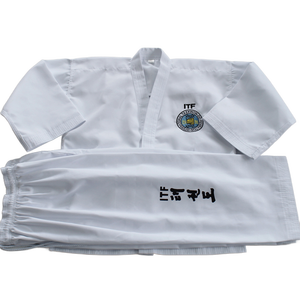 Uniforme de entrenamiento de Karate, trajes de artes marciales ligeros, uniforme de Karate hecho en Pakistán, colores personalizados aceptados para adultos - Product Image 1