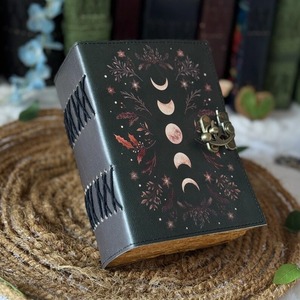 <span class=keywords><strong>400</strong></span> Trang Mặt Trăng Giai Đoạn Grimoire Da Tạp Chí Máy Tính Xách Tay Cuốn Sách của Bóng Tối Trống Spell Cuốn Sách Quà Tặng Da Cho Anh Và Cô Dnd - Product Image 3