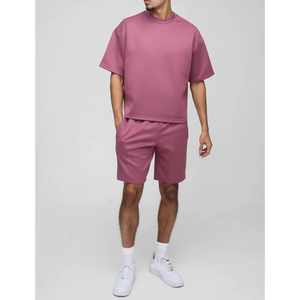 Ensembles t-shirt et short 2 pièces sur mesure de haute qualité survêtement d'été pour hommes motif solide grande taille High Street Style - Product Image 4