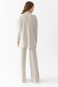 ชุดวอร์มสองชิ้นสำหรับผู้หญิงเสื้อสเวตเตอร์และกางเกงคอเต่าไซส์ใหญ่พิเศษเนื้อผ้านุ่ม - Product Image 4