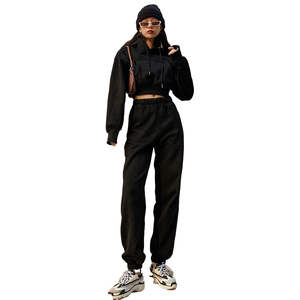 Vente en gros de survêtements pour hommes avec logo personnalisé OEM 2025 ensembles à capuche confortables pour vêtements d'hiver décontractés et de sport de course - Product Image 4