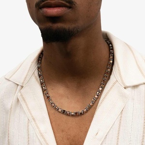 Chaîne tennis élégante unisexe en or blanc 5MM avec moissanite VVS taille brillant rond sertie en canal - Product Image 3