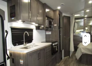 Autocaravana T-h-o-r M-o-t-o--r Coa--ch C-h-a-t-e-a-u 2-4BL, Casa Móvil Tipo Cruiser con Emisión Euro 6 - Product Image 6