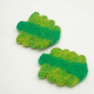 Créations festives d'arbre de Noël en feutre: délices fabriqués pour la décoration intérieure et les objets de collection ludiques - Product Image 5