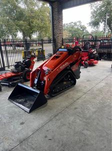 ENVÍO GRATUITO Kubota SCL 1000 Mini Cargadora Compacta con Certificación EPA y CE, Cilindro Hidráulico Eaton, Motor Principal, Bomba, Caja de Cambios, Engranaje, PLC - Product Image 2