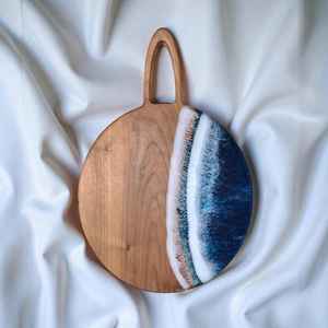 Tabla de Cortar de Madera de Resina Única, Hecha de Madera de Acacia y Mango, que Ofrece una Belleza Natural de Grano y una Durabilidad - Product Image 2