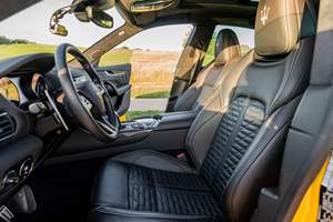 Levante Modena S 2022 inspecté, environ 5 500 milles, V8 biturbo de 550 ch, transmission intégrale, Giallo Modenese - Product Image 5