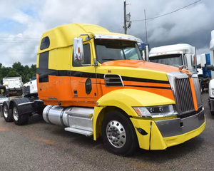 รถบรรทุกหัวลาก Western Star 5700XE Sleeper ปี 2019 2020 สภาพดีมาก - ห้องนอนแบบยกสูง 82 นิ้ว, เครื่องยนต์ Detroit 505 แรงม้า, เกียร์อัตโนมัติ 12 สปีด Dt12 - Product Image 3
