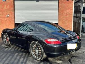 รถปอร์เช่ เคย์แมน 3.4 987 S 2 ประตู มือสอง พวงมาลัยซ้าย/ขวา - Product Image 2