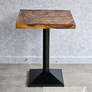 โต๊ะน้ำชาไม้กระถินณรงค์สำหรับห้องนั่งเล่นสไตล์อินดัสเทรียล ขนาด 60x60 ซม. หนา 5 ซม. ขาเหล็ก (CFD68211) - Product Image 5