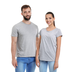 Camiseta de algodón elegante Comfort Fit para mujer con estampado de verano Logotipo personalizable y cuello redondo para el verano - Product Image 3