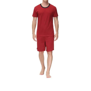 Ensemble pyjama personnalisé pour homme, t-shirt uni rouge et short |   Vêtements de nuit en polyester doux, respirants et sans coutures |   Vêtements de détente d'été |   OEM ODM - Product Image 3