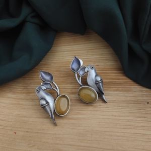 Direct Indian Supplier's Best Selling High Quality NYRA Parrot Silver <b>Stud</b> Earrings Geometric Pattern Design High Grade Fashion - Product Image 1
