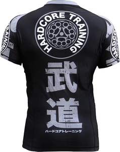 Rashguard Sublimado de Alta Calidad con Diseño Personalizado y Logotipo, Manga Corta, para Surf, MMA, BJJ, Compresión, Diseña Tu Propio Rashguard de BJJ para Hombre - Product Image 2