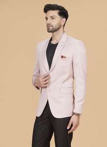Fournisseur en gros de blazers formels roses pour hommes, blazer tendance à deux boutons pour les professionnels, disponible au prix de gros - Product Image 2