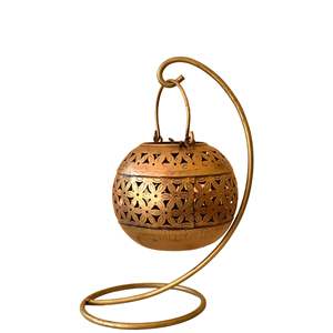 Porte-bougie en métal en forme de coeur accessoire de décoration d'intérieur - Product Image 2