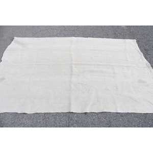 Alfombra Vintage de 5.2x7.6 pies (160x232 cm), Alfombra Turca Blanca Abstracta de Lana - Product Image 3