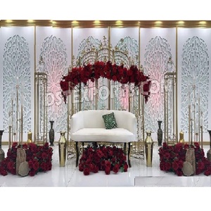 Décoration de scène élégante et moderne pour cérémonie avec panneaux laser, couleur et taille personnalisables pour grande réception de mariage musulman arabe - Product Image 1