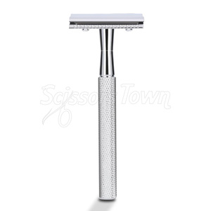 Maquinilla de afeitar de acero inoxidable con logotipo personalizado Diseño clásico para barberos profesionales - Product Image 1