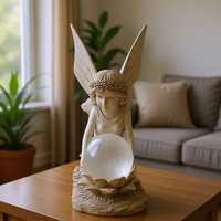 Statue de jardin féerique en résine solaire avec globe en verre craquelé, lumière LED extérieure pour pelouse, patio, cour