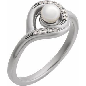 Accented Pearl <b>Ring</b> Vintage Fine Jewelry with <b>Opal</b> Gemstone Rhodium Plated Set in Vintage Style for Everyday Wear or Gift - Product Image 1